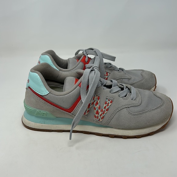 New Balance Suede Rope Accented Sneakers Size 7.5 Excellent Condition - Picture 6 of 13